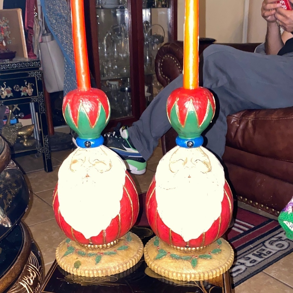 Festive Santa Candle Holders - Picture 1 of 7